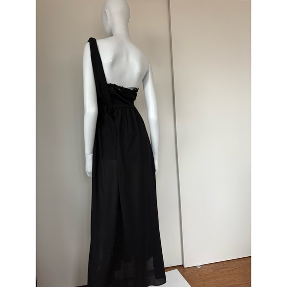 Save the Queen Maxi Dress - Picture 2 of 6